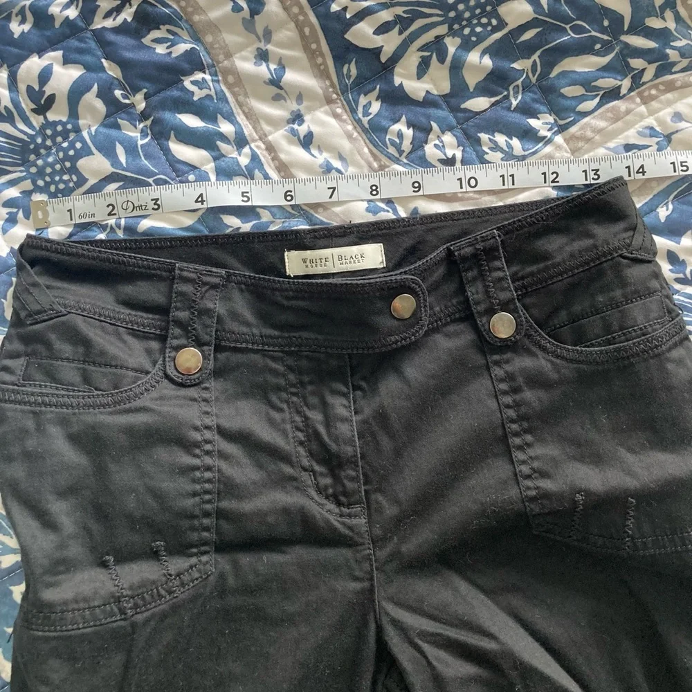 White House Black Market Black Cargo Style Pants Women’s size 00